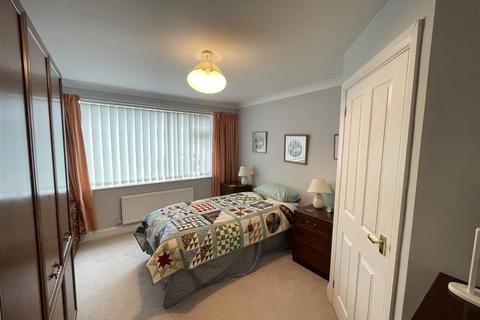 undefined, Eton Drive, Wirral