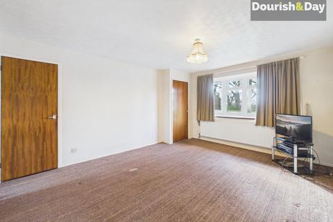 3 bedroom detached house for sale, Barnfield Way, Stafford ST17
