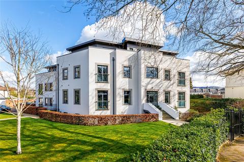 2 bedroom apartment for sale, Pittville Crescent, Cheltenham, Gloucestershire, GL52