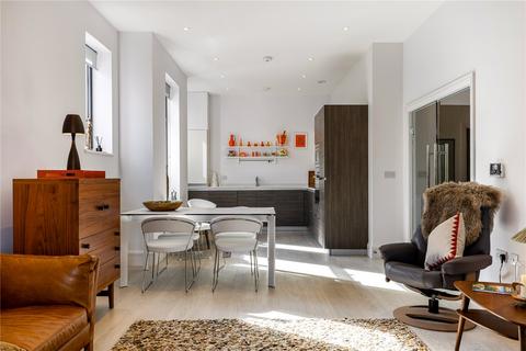 2 bedroom apartment for sale, Pittville Crescent, Cheltenham, Gloucestershire, GL52