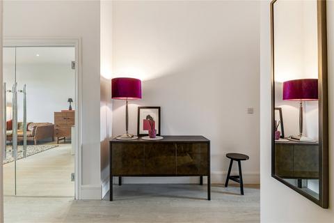 2 bedroom apartment for sale, Pittville Crescent, Cheltenham, Gloucestershire, GL52
