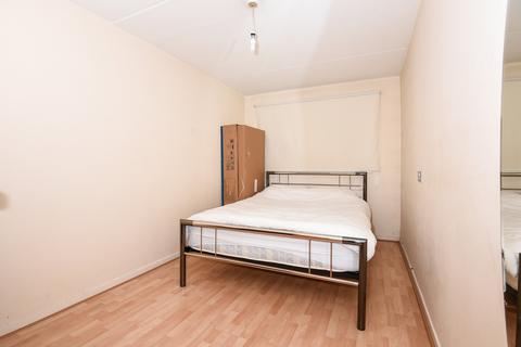 1 bedroom flat to rent, Churchfields, London, E18