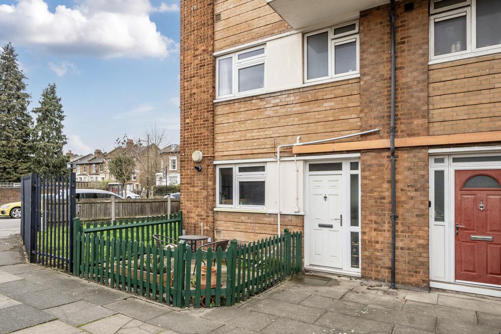 1428776-7-69b818e...