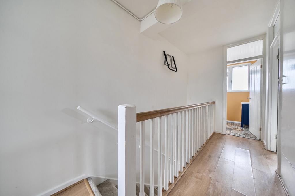 1428776-19-69b81a...