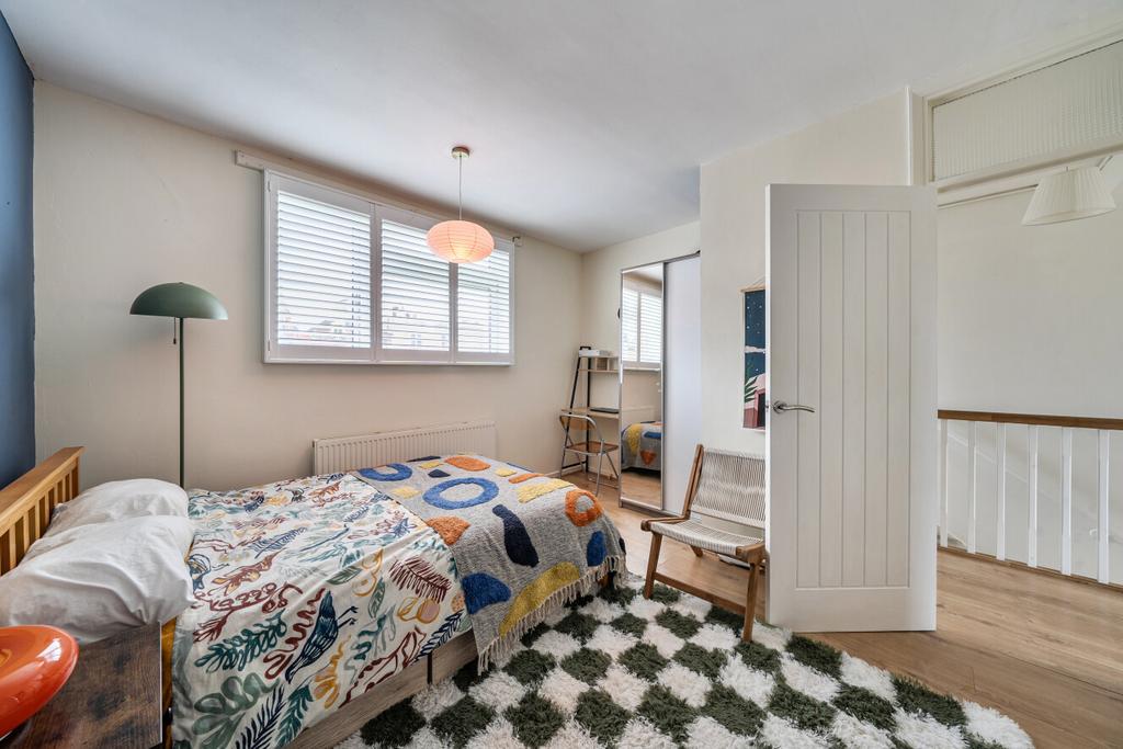 1428776-13-69b819...