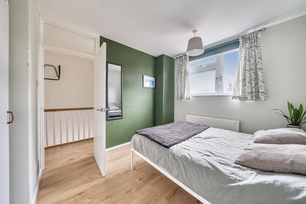 1428776-15-69b81a...