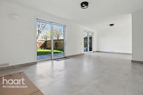 3 bedroom end of terrace house for sale, Clayton, Orton Goldhay
