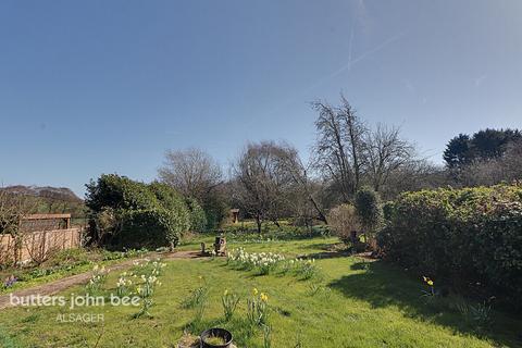 3 bedroom detached bungalow for sale, Heathcote Road, Bignall End