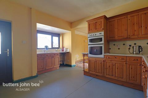 3 bedroom detached bungalow for sale, Heathcote Road, Bignall End