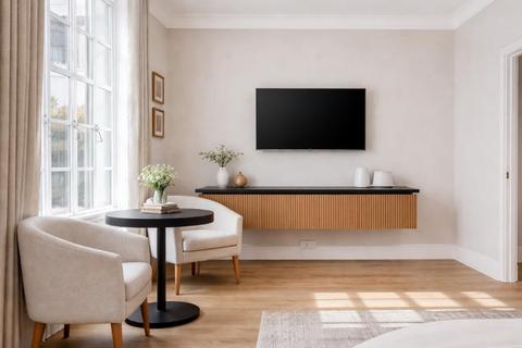 Studio to rent, Great Titchfield Street, London W1W