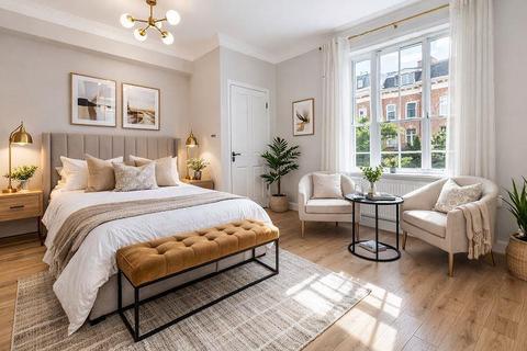 Studio to rent, Great Titchfield Street, London W1W