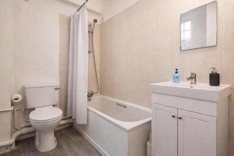 Studio to rent, Great Titchfield Street, London W1W