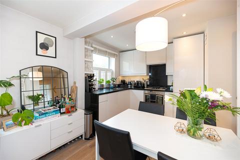 Abberley Mews, London, SW4
