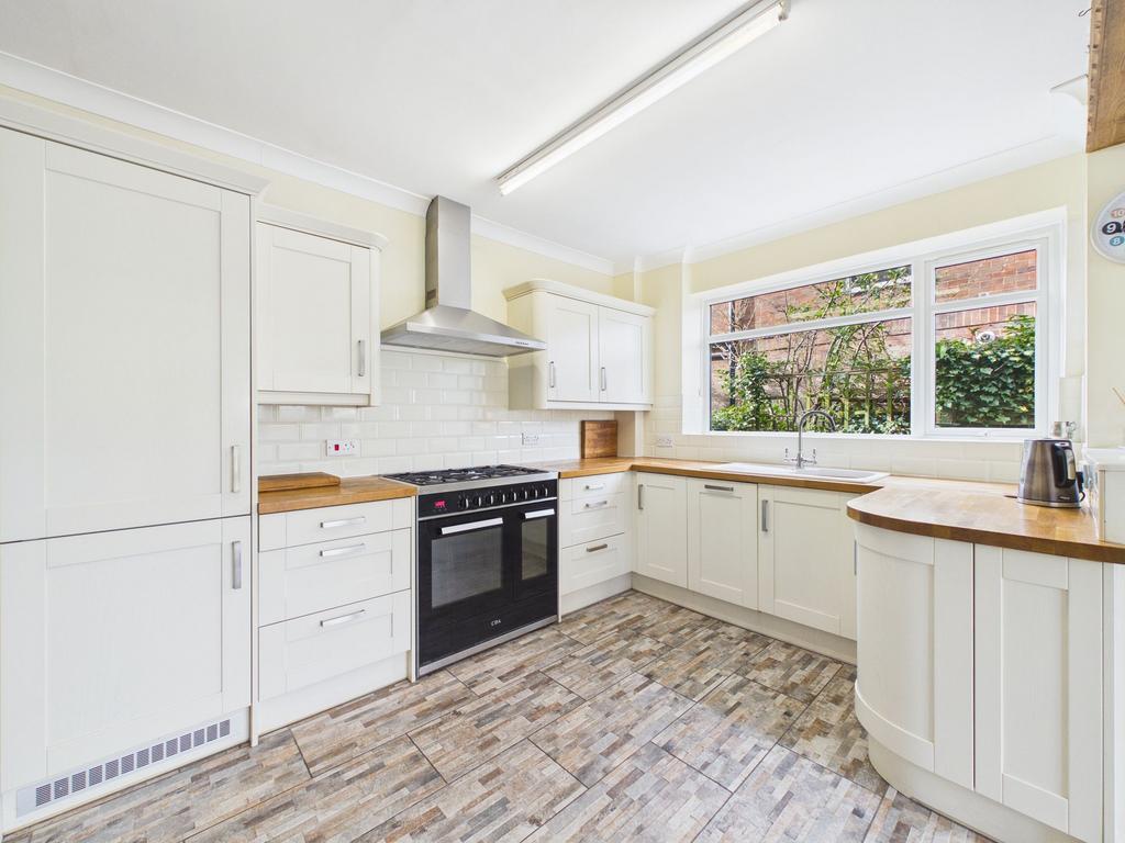 Dining kitchen