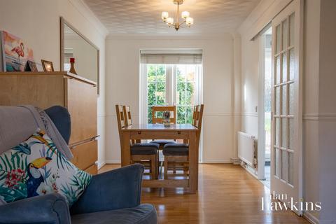 3 bedroom semi-detached house for sale, Victoria Drive, Lyneham
