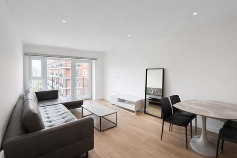 2 bedroom apartment to rent, Beaufort Square, London NW9