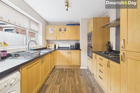 3 bedroom detached bungalow for sale, Bodmin Avenue, Stafford ST17
