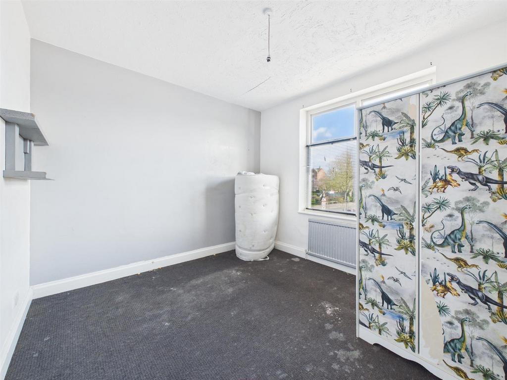 Bedroom: