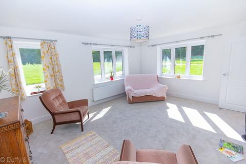undefined, Hoadley Avenue, Burgess Hill, RH15