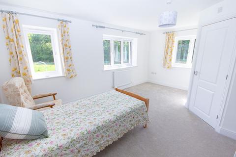 undefined, Hoadley Avenue, Burgess Hill, RH15