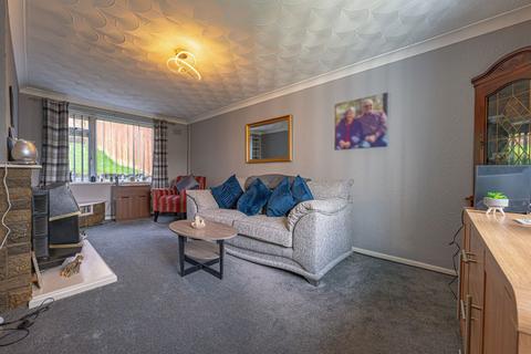 3 bedroom terraced house for sale, Edlogan Way, Croesyceiliog, NP44