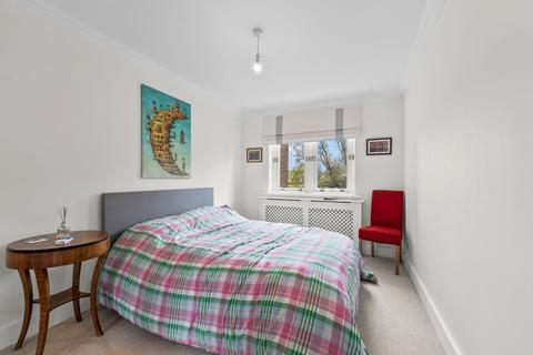 undefined, Willoughby Road, Twickenham, TW1