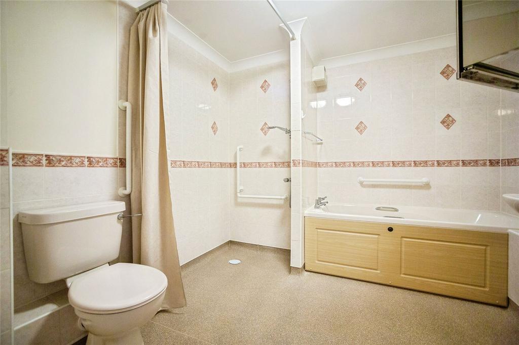 Bath/Wet Room