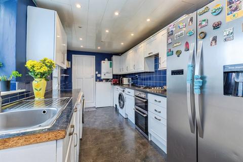 3 bedroom end of terrace house for sale, Pagitt Street, CHATHAM