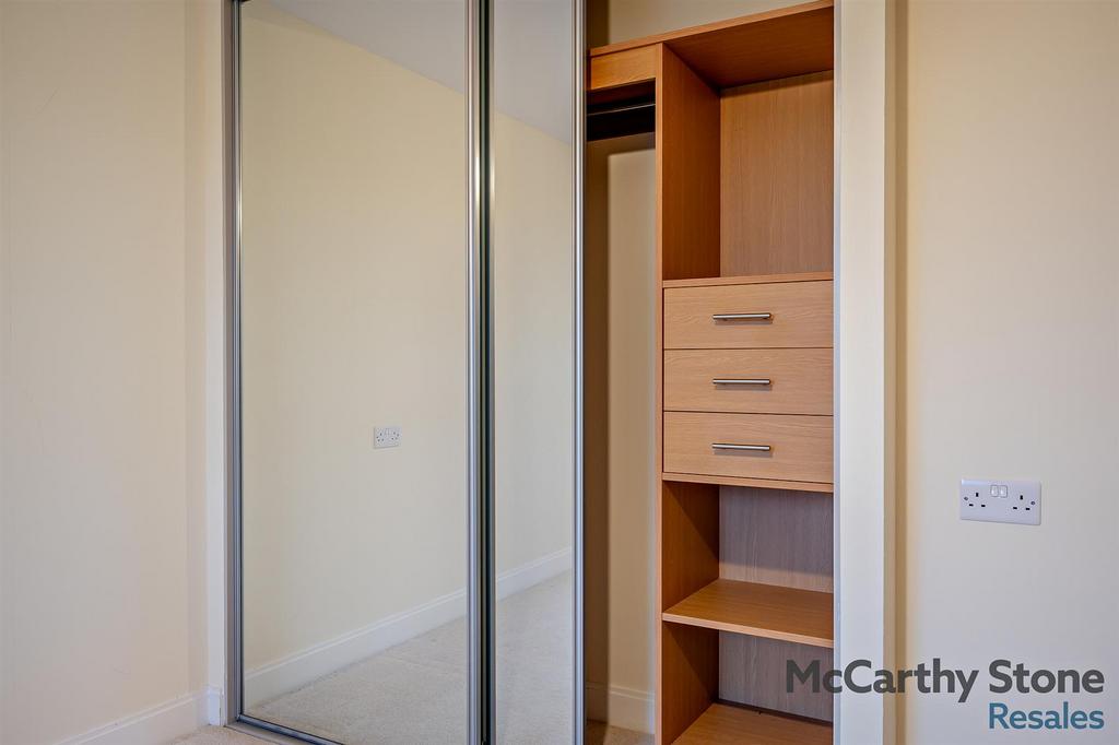 8676164-interior08-800.jpg