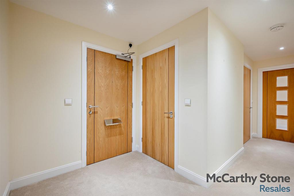 8676164-interior02-800.jpg