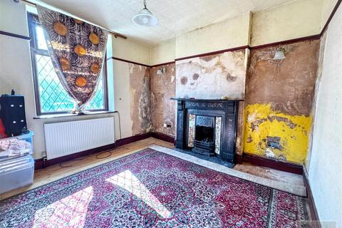 3 bedroom semi-detached house for sale, Glebe Road, Buxton