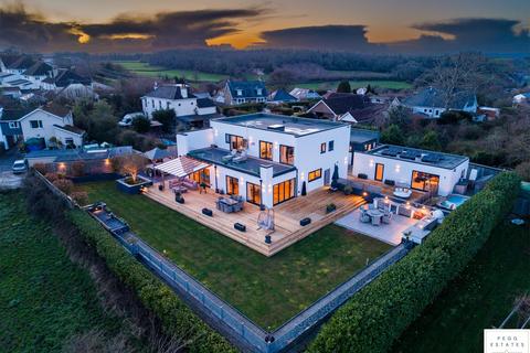 5 bedroom detached house for sale, Manarola, Gourders Lane, Newton Abbot