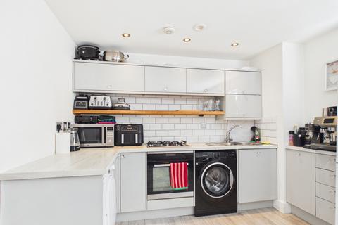 2 bedroom flat for sale, Waterworks Road, Portsmouth PO6