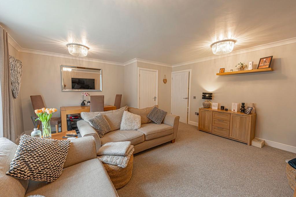 Living Room / Diner