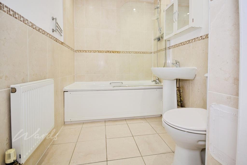 Trafalgar bathroom