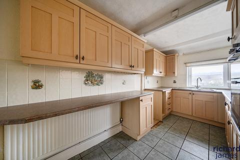 3 bedroom semi-detached house for sale, Newburn Crescent, Kingshill, Swindon, SN1