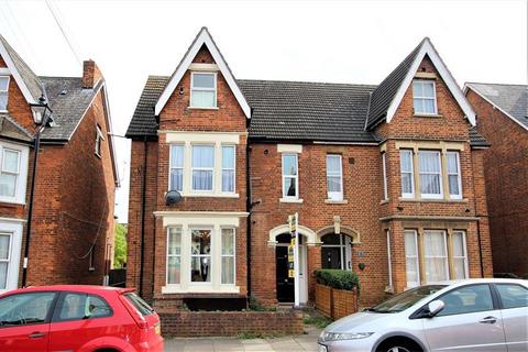 undefined, St Michael's Road, Bedford, MK40 2LY