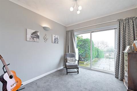 undefined, Eastmead Lane, Bristol, Somerset, BS9