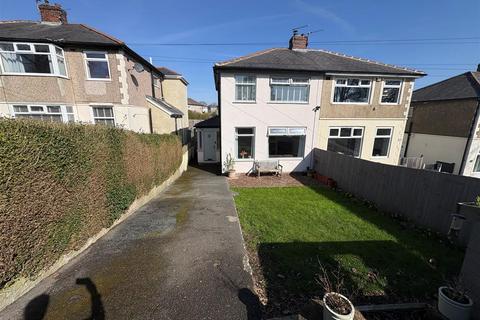 2 bedroom semi-detached house for sale, Netherlands Avenue, Odsal, Bradford