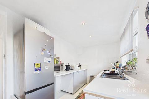 undefined, West Croft, Bradford BD12
