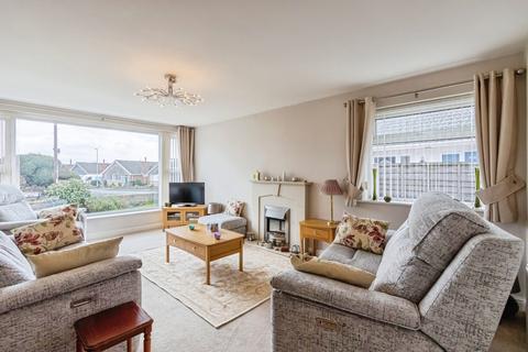 4 bedroom bungalow for sale, Richmondfield Way, Leeds LS15