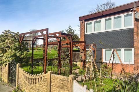 3 bedroom terraced house to rent, Levens Walk, Norley Hall, Wigan, WN5