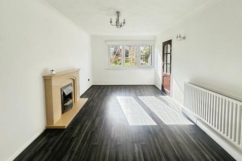 3 bedroom terraced house to rent, Levens Walk, Norley Hall, Wigan, WN5