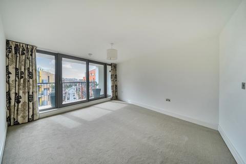 3 bedroom flat to rent, Tanner Street, London, SE1