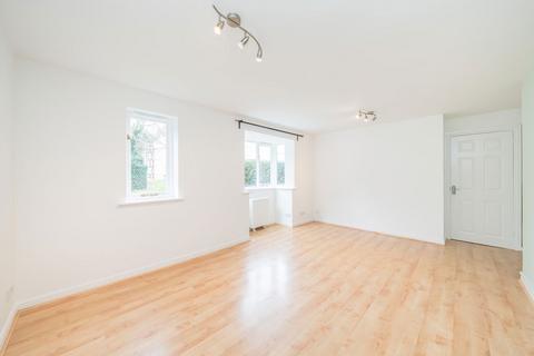 undefined, Varsity Drive, Twickenham TW1