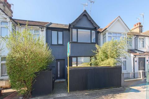 2 bedroom flat to rent, Hamilton Road, Golders Green, London, NW11