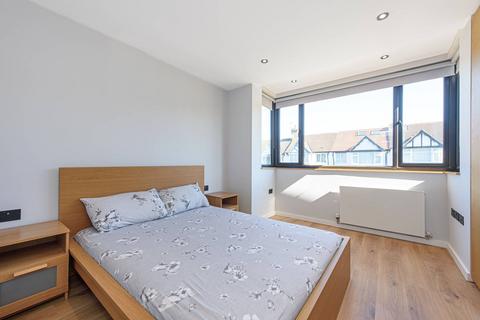 2 bedroom flat to rent, Hamilton Road, Golders Green, London, NW11