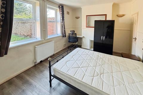 undefined, Rawdon Avenue, North Yorkshire YO10