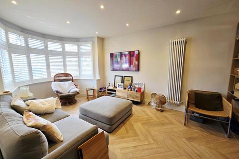 undefined, Great Cambridge Road, ENFIELD