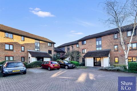 2 bedroom flat to rent, Braybourne Drive, Isleworth TW7